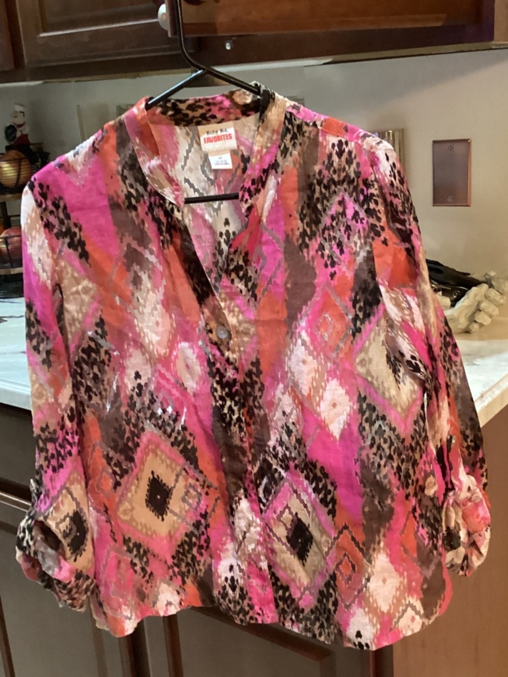 Ruby Rd. Women's Pink and Brown Geometric Button-Front Blouse